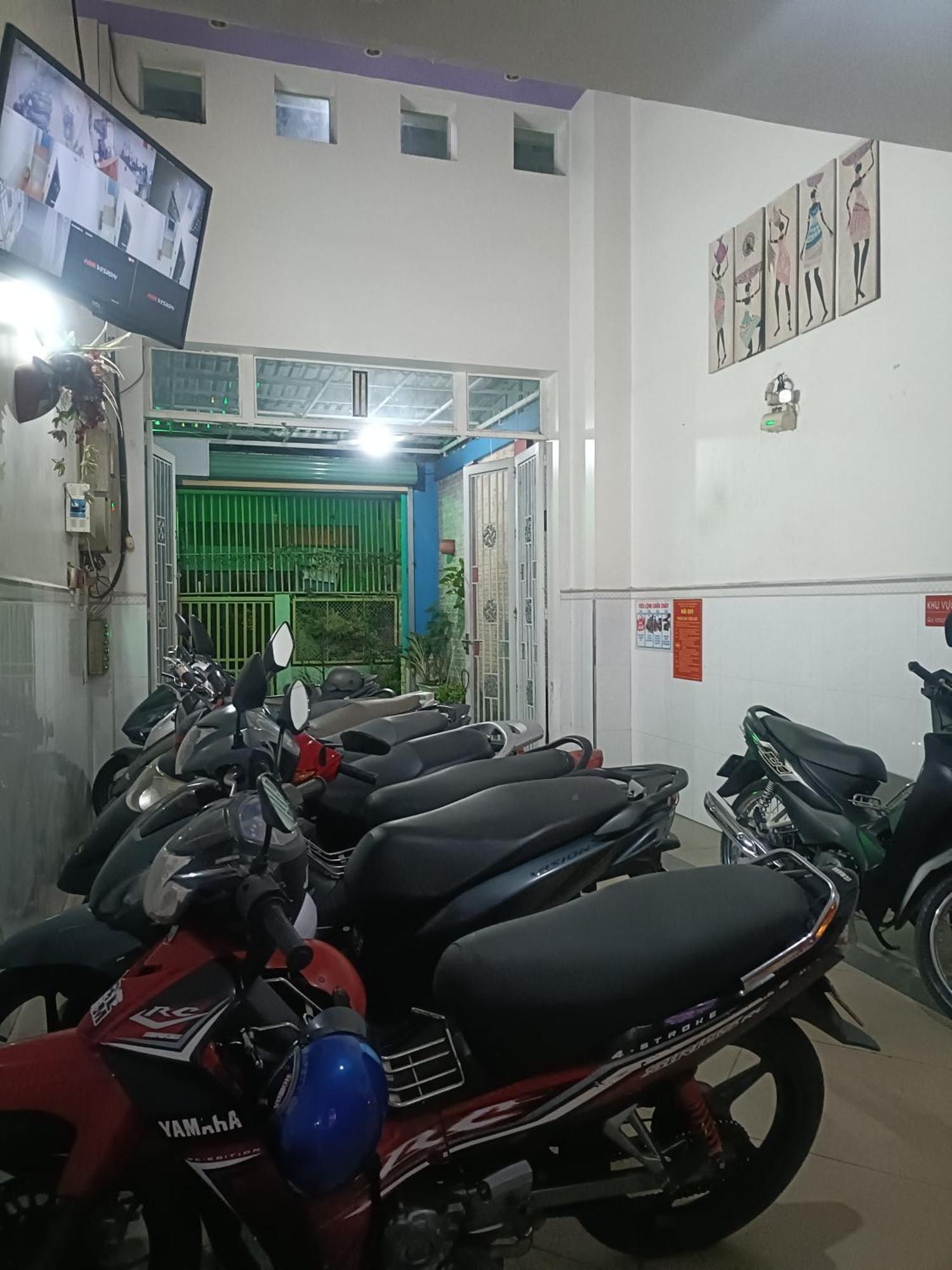 Hotel Phuong Linh Hô Chi Minh-Ville Extérieur photo