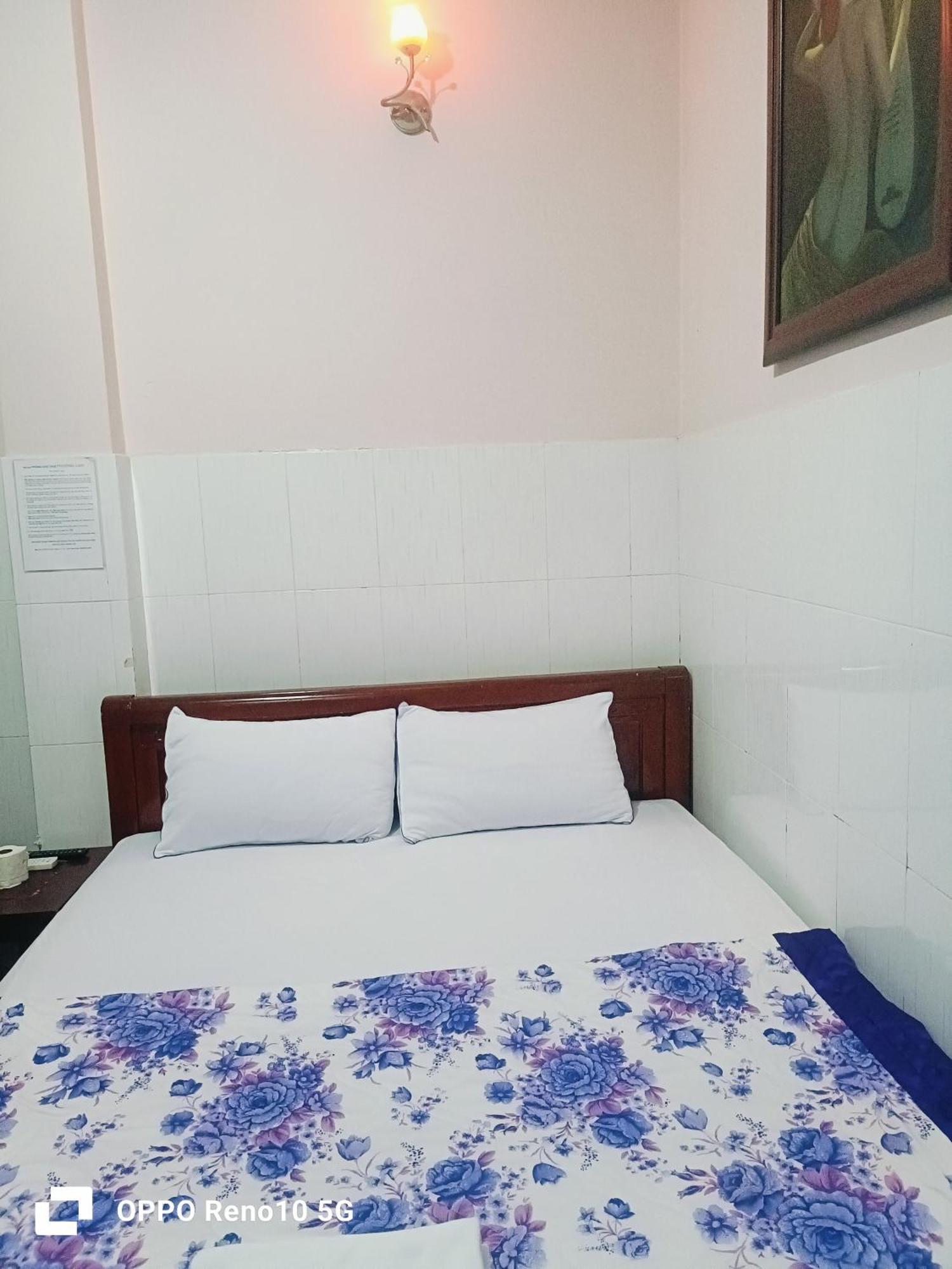 Hotel Phuong Linh Hô Chi Minh-Ville Extérieur photo